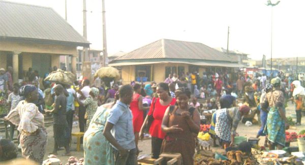 Crowds at Oshodi market